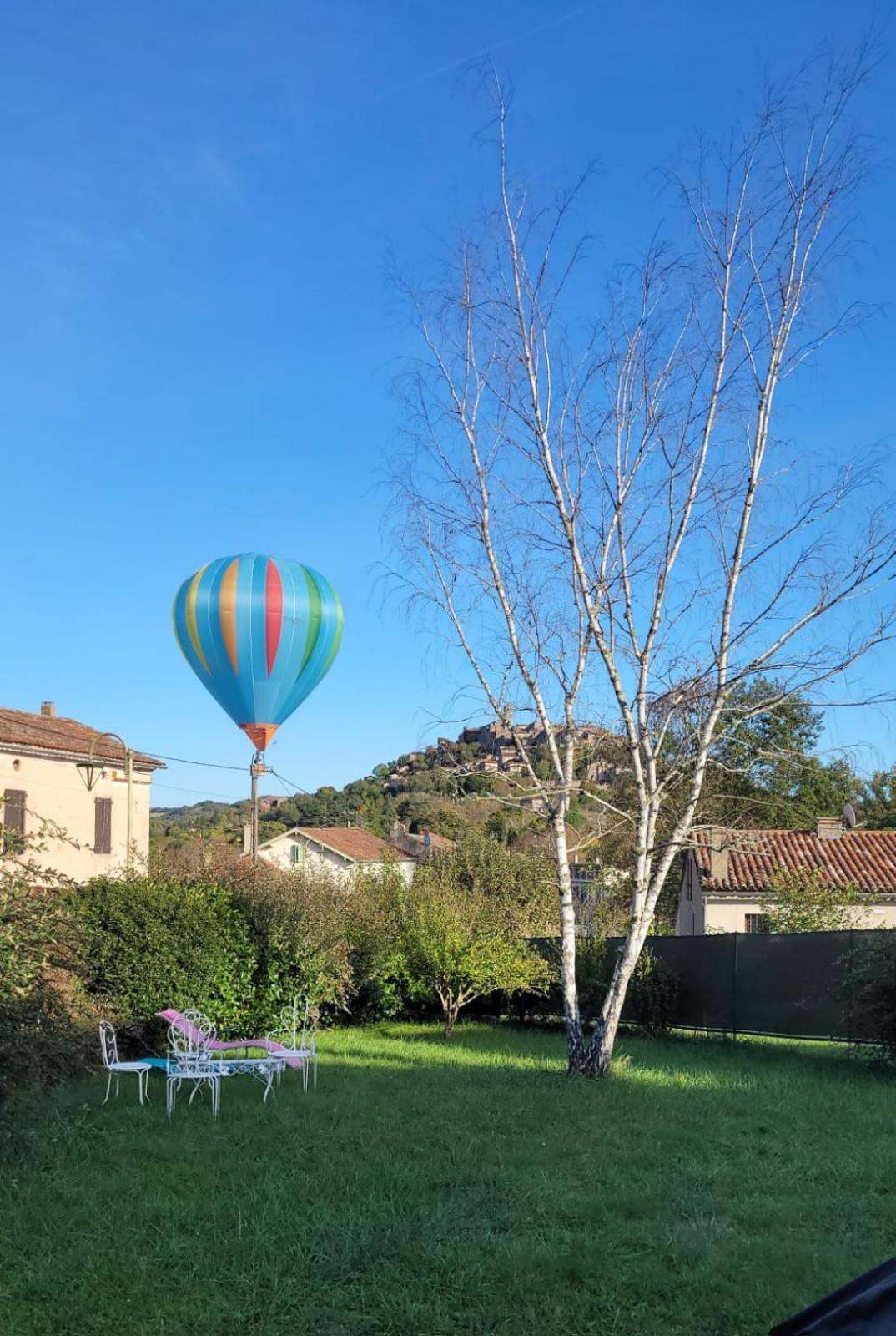 La Jolie Vue Et La Maison De La Tour- Cordes-Sur-Ciel Les Cabannes  외부 사진